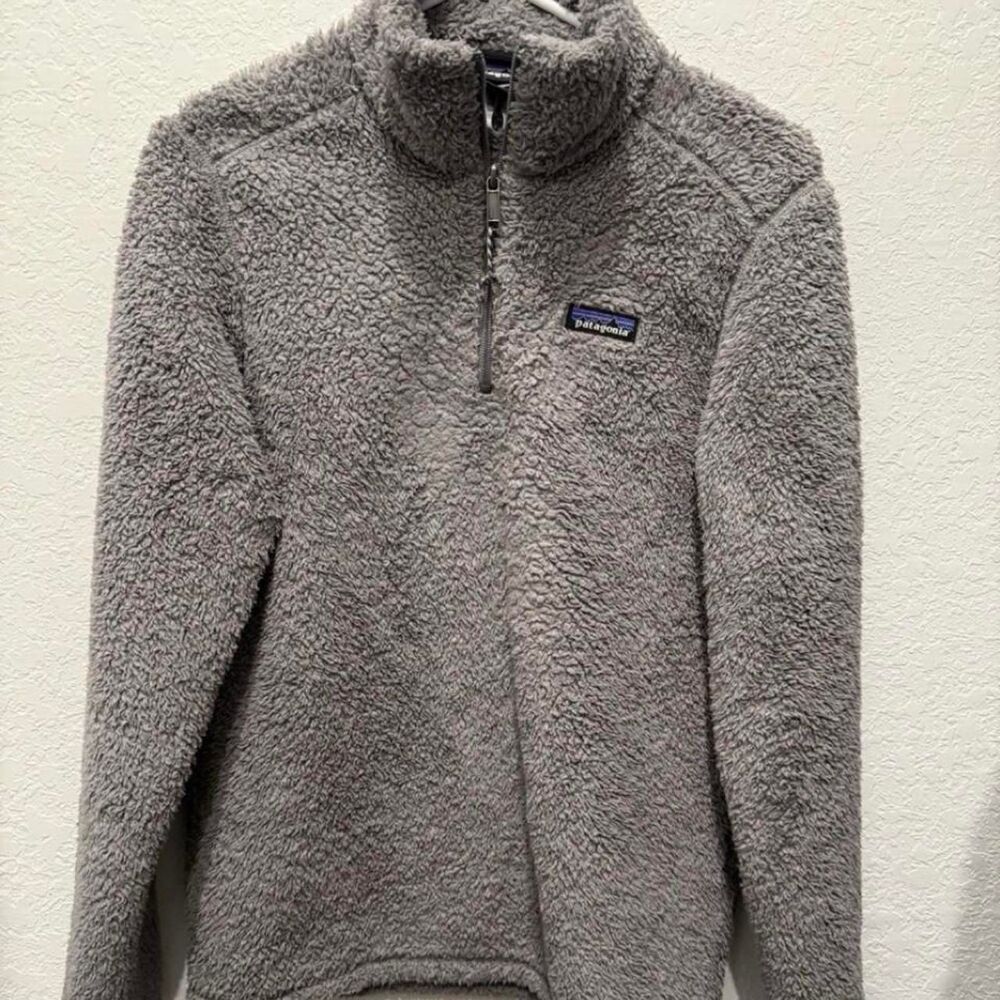 Patagonia Women's Grey Sweatshirt